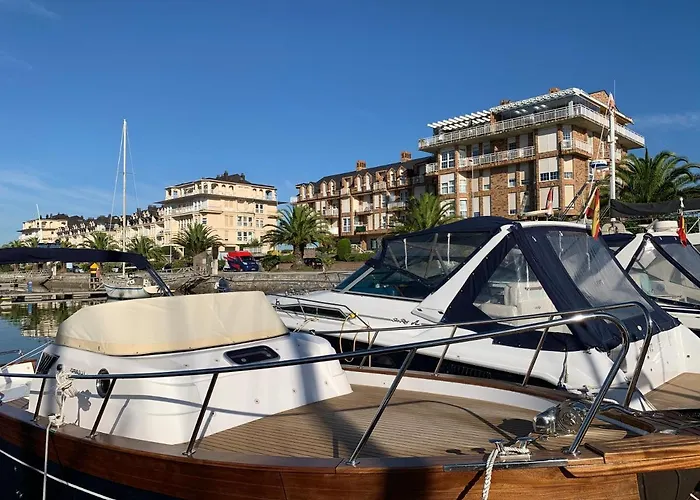 Puerto Deportivo Marina De Apartment Santander